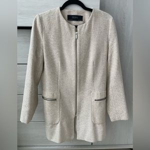 Zara beige coat size M